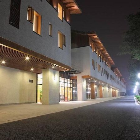 Brook Hotel Hangzhou Exterior photo
